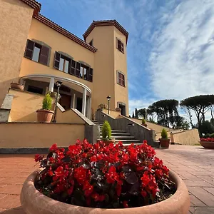 https://villa-due-leoni.it-romehotels.com